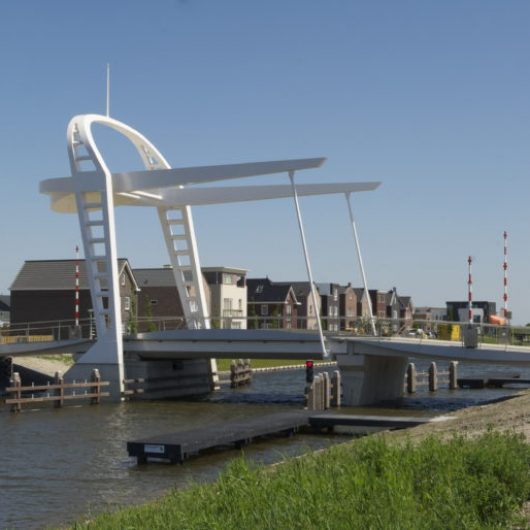 ophaalbrug en vaste brug Noorderplassen