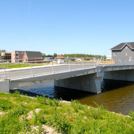 ophaalbrug en vaste brug Noorderplassen
